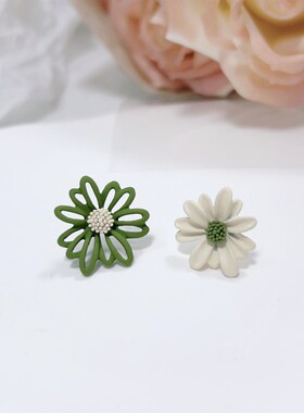 一念 阳光小雏菊耳钉女花朵耳饰S925纯银耳针银针防堵针可爱个性