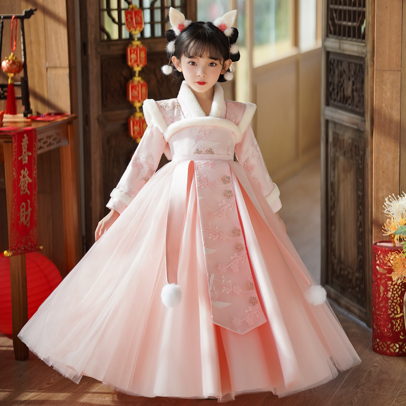 女童汉服连衣裙2025冬款中国风儿童粉色拜年服女宝宝新年古风汉服