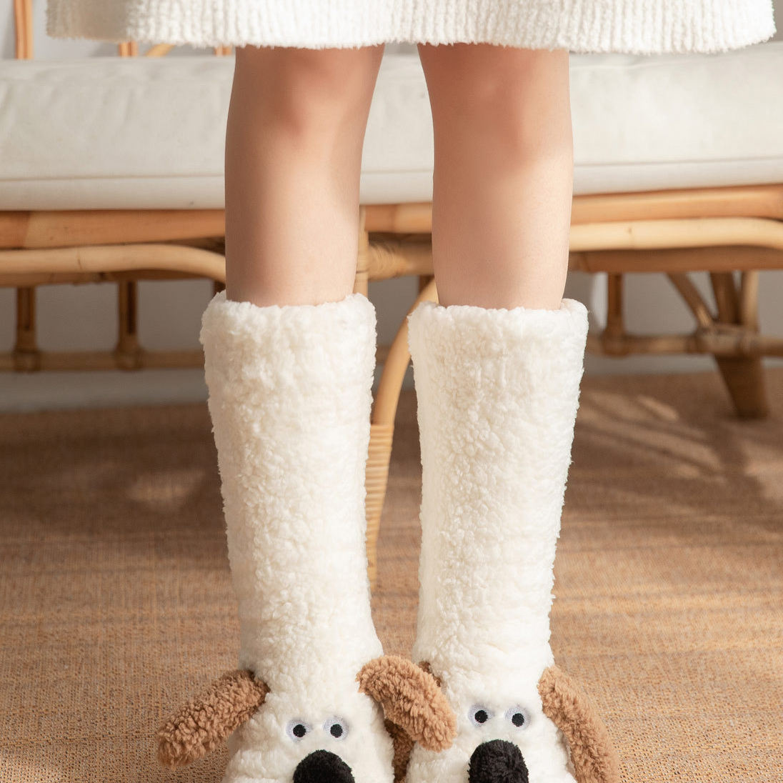 日本可爱毛绒袜加厚珊瑚绒袜子冬季保暖加绒家居睡眠袜防滑地板袜