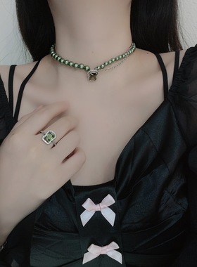 明星同款设计感绿珍珠项链女简约方宝石简约小众网红锁骨链配饰