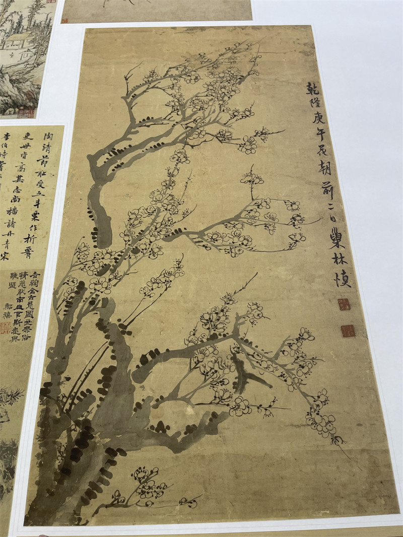 清 汪士慎 梅花图墨梅国画真迹竖幅高清微喷临摹仿古画稿挂轴装裱