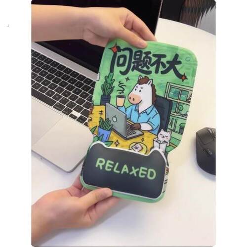 马年护腕滑鼠垫创意搞怪牛马情绪公告牌护腕垫加厚防滑托掌游戏垫