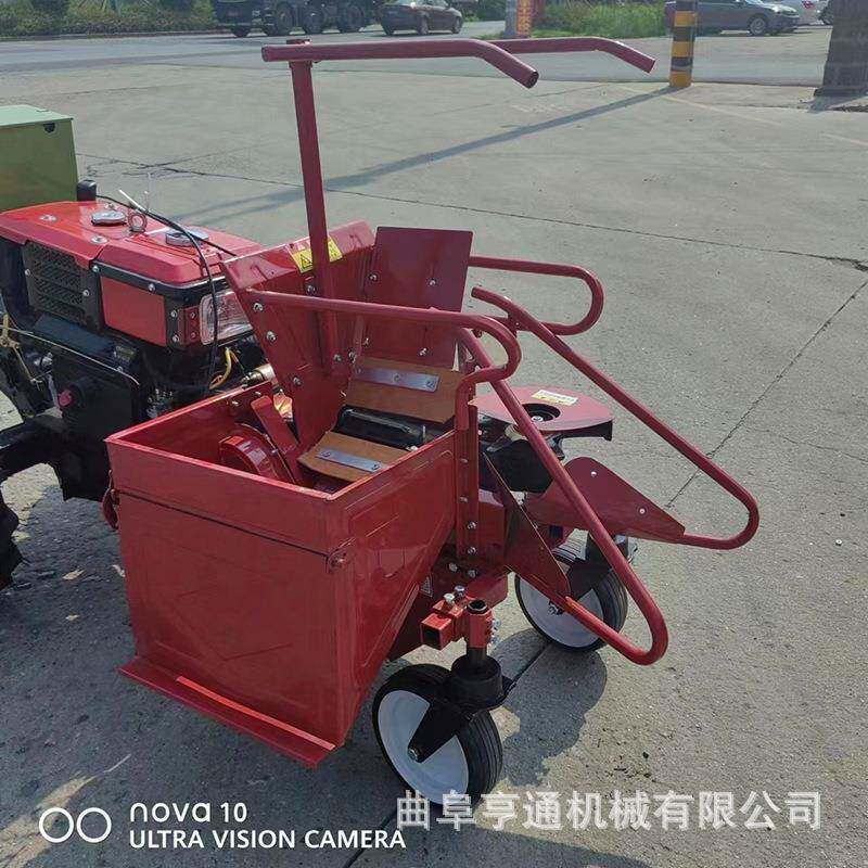 手扶拖拉收机RRB置玉米机柴油大马力单前割行玉米撕皮收获机