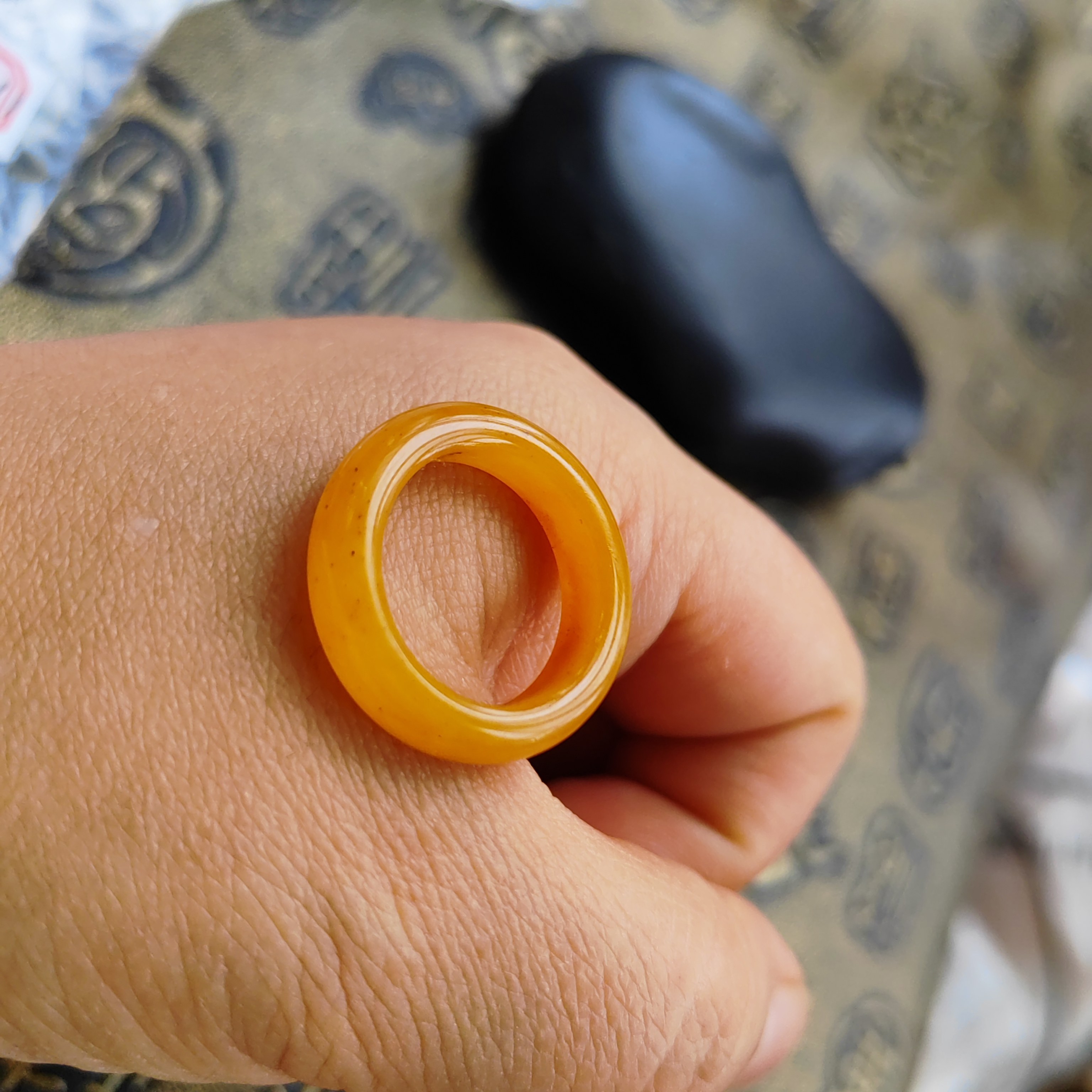 实拍卡17.7宽7厚3鸡油黄戒圈纯天然玉石官方正品黄龙玉戒指41号