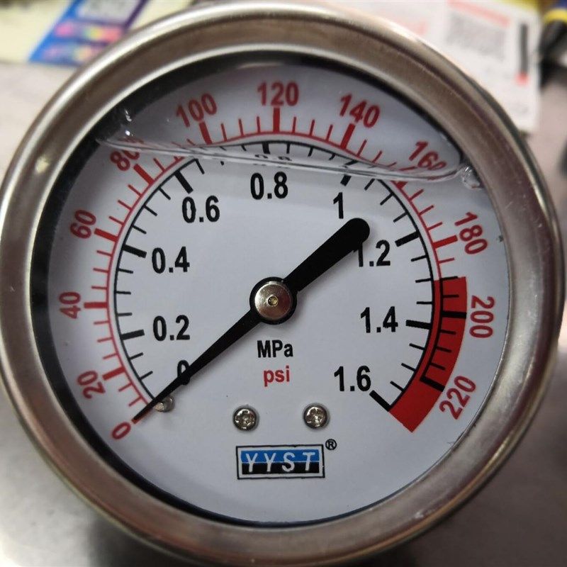 纯水机压力表带油商用净水器压力表净水机表轴向耐震压力表带支架