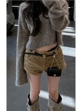 美式街头卡其色灯芯绒休闲短裤女秋冬新款辣妹低腰包臀直筒靴裤子