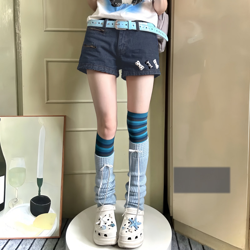 甜酷辣妹骨头装饰牛仔短裤夏季新款Y2K千禧风低腰显瘦弹力热裤子