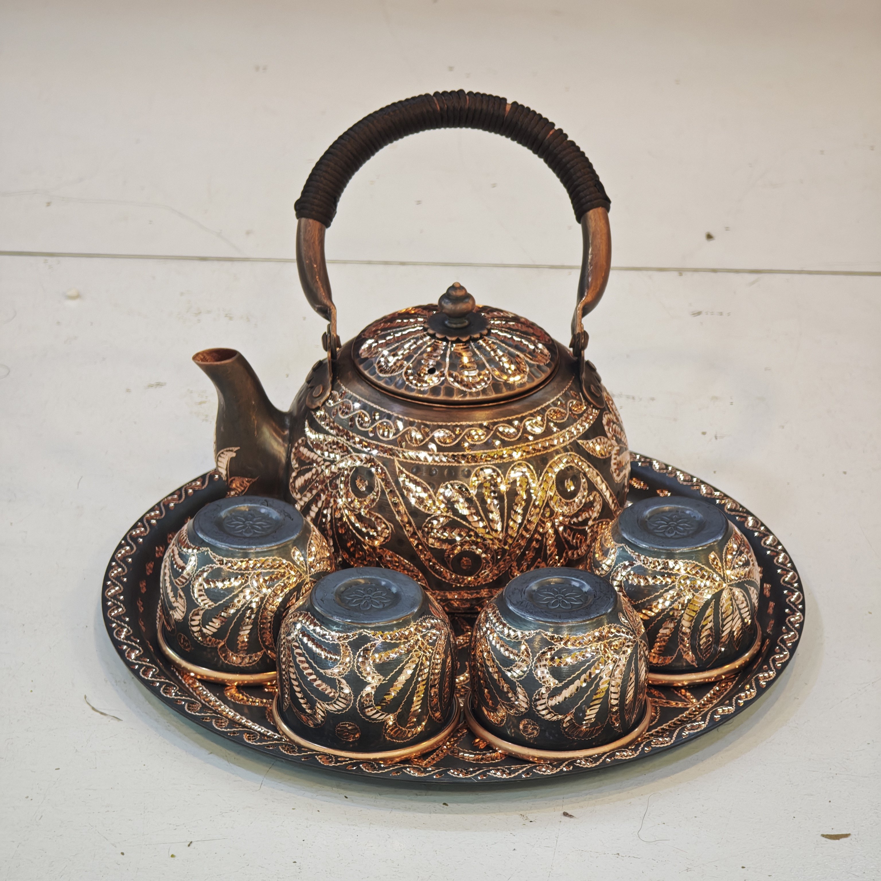 新疆纯铜手工雕刻茶具套装