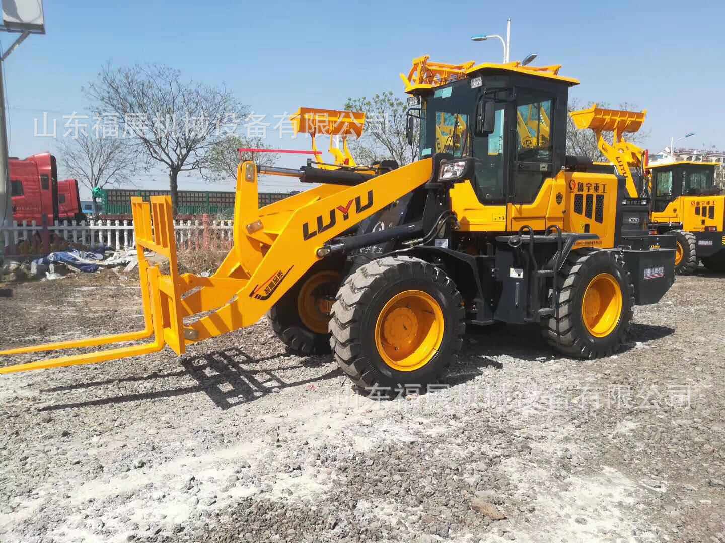 鲁宇958型无级变速液压装载车 轮式大型工程建筑装载机