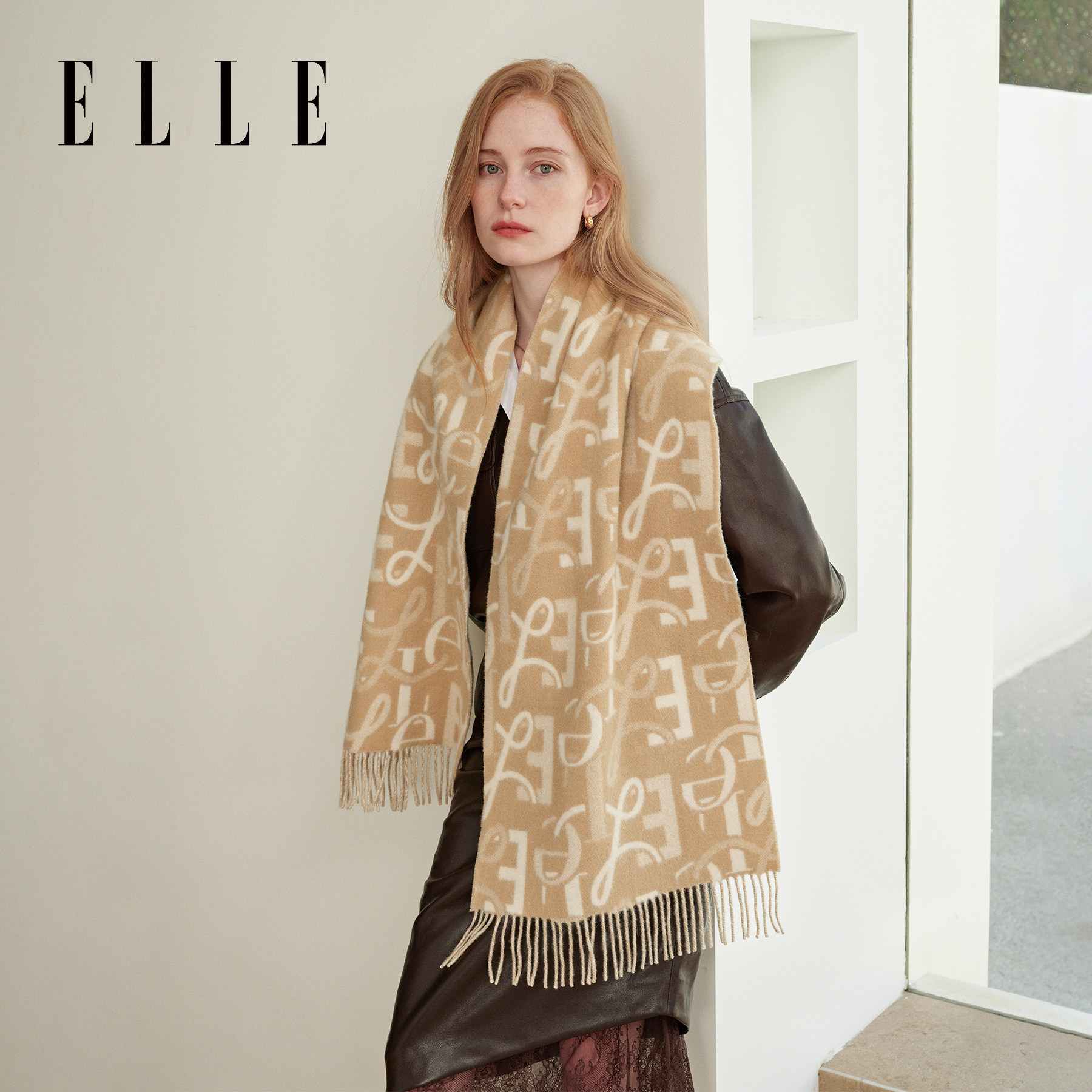 ELLE100%羊毛披肩女士秋冬季保暖时尚大尺寸提花围巾围脖送礼礼盒