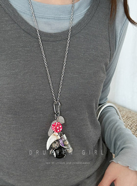 ins博主同款多元素台球吊坠项链女小众设计感卫衣链男百搭毛衣链