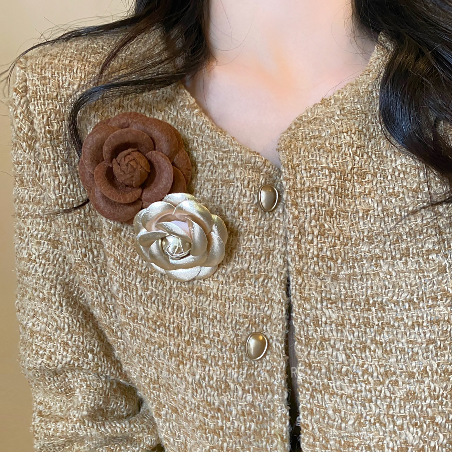 贵气千金~小香风山茶花胸针女