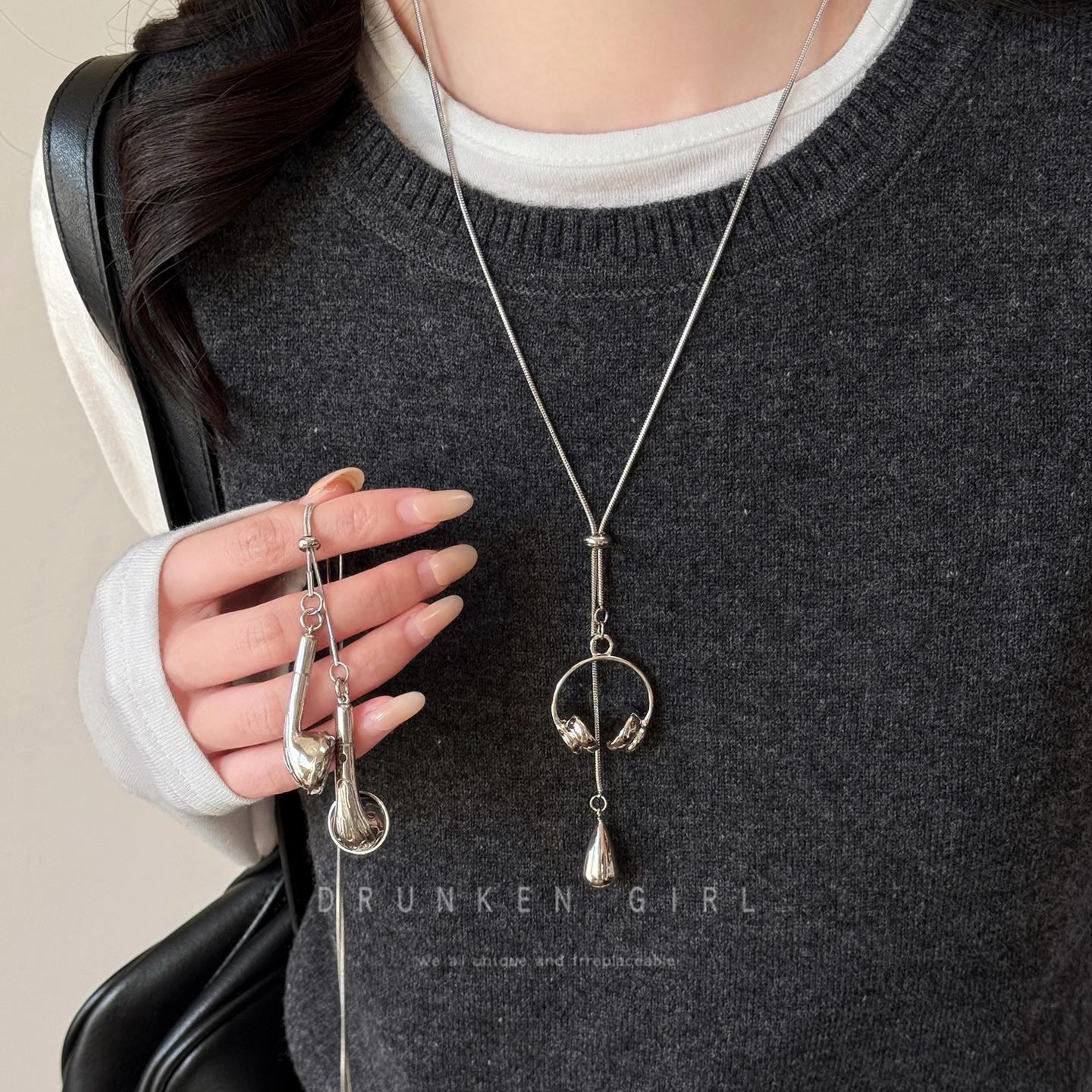 韩国长款耳机吊坠项链女秋冬