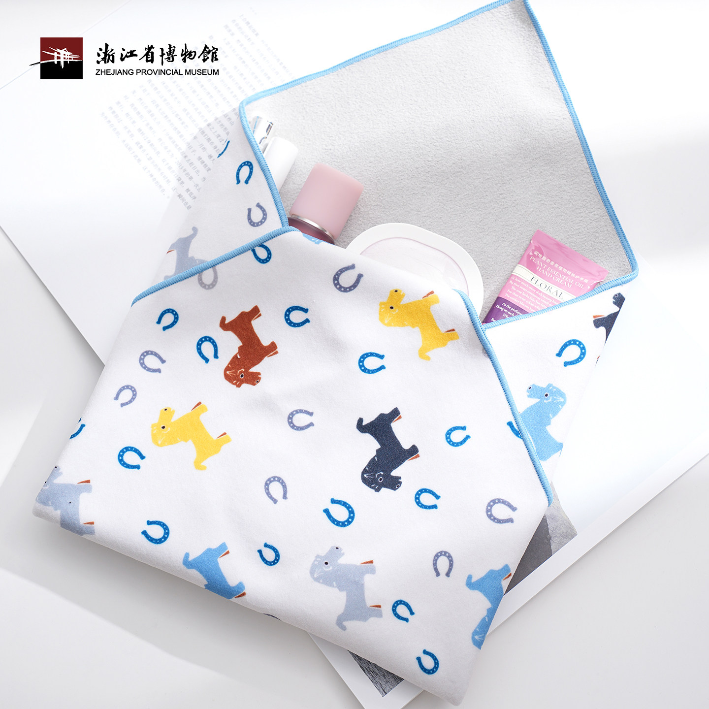 【浙江省博物馆】马上暴富文创魔术布便携自粘布相机化妆品收纳,收纳整理,其他收纳,淘宝优惠券,粉丝福利购,淘宝优惠卷