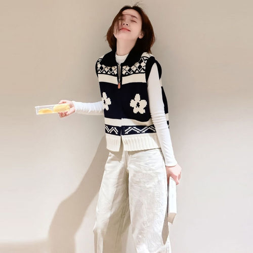黑色费尔岛花朵翻领针织马甲背心开衫2026春季别致好看叠穿上衣女