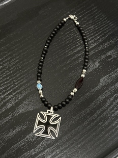 HITO STORE 磨砂黑玛瑙金属吊坠串珠项链