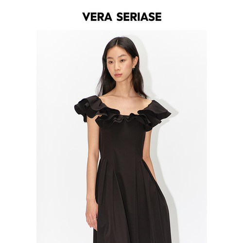 【Vera Seriase设计师品牌】2026夏季新款时尚黑色一字领连衣裙