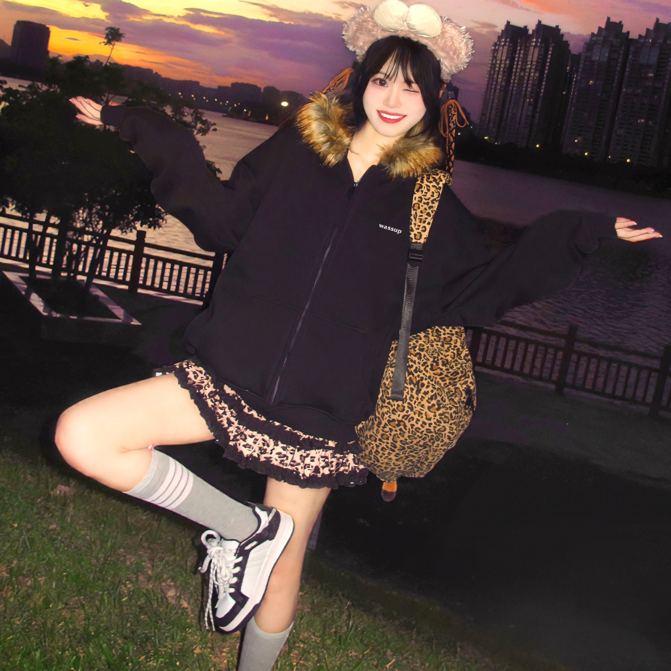 WASSUP美式毛领拉链开衫连帽卫衣