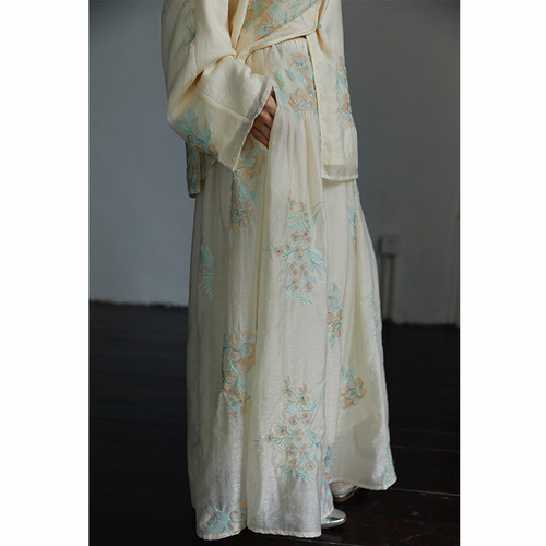 新中式A形裙原创设计国风绣花