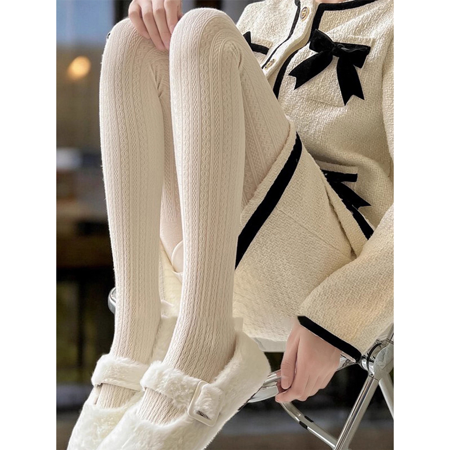 奶白色麻花纹连裤袜女秋冬穿搭