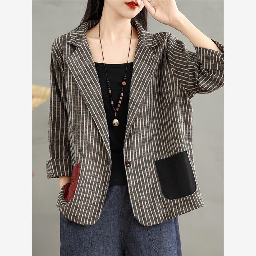 小飞家~秋季新款拼接条纹夹克搭配对比翻盖口袋裤设计，小西装，