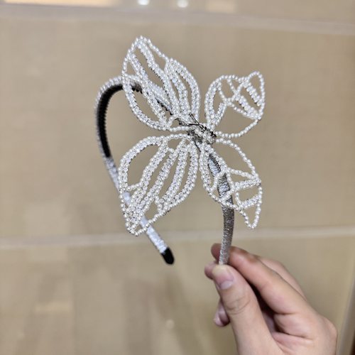 莫奈贝珠蝶舞系列蝴蝶结发箍设计气质高级感日常百搭款