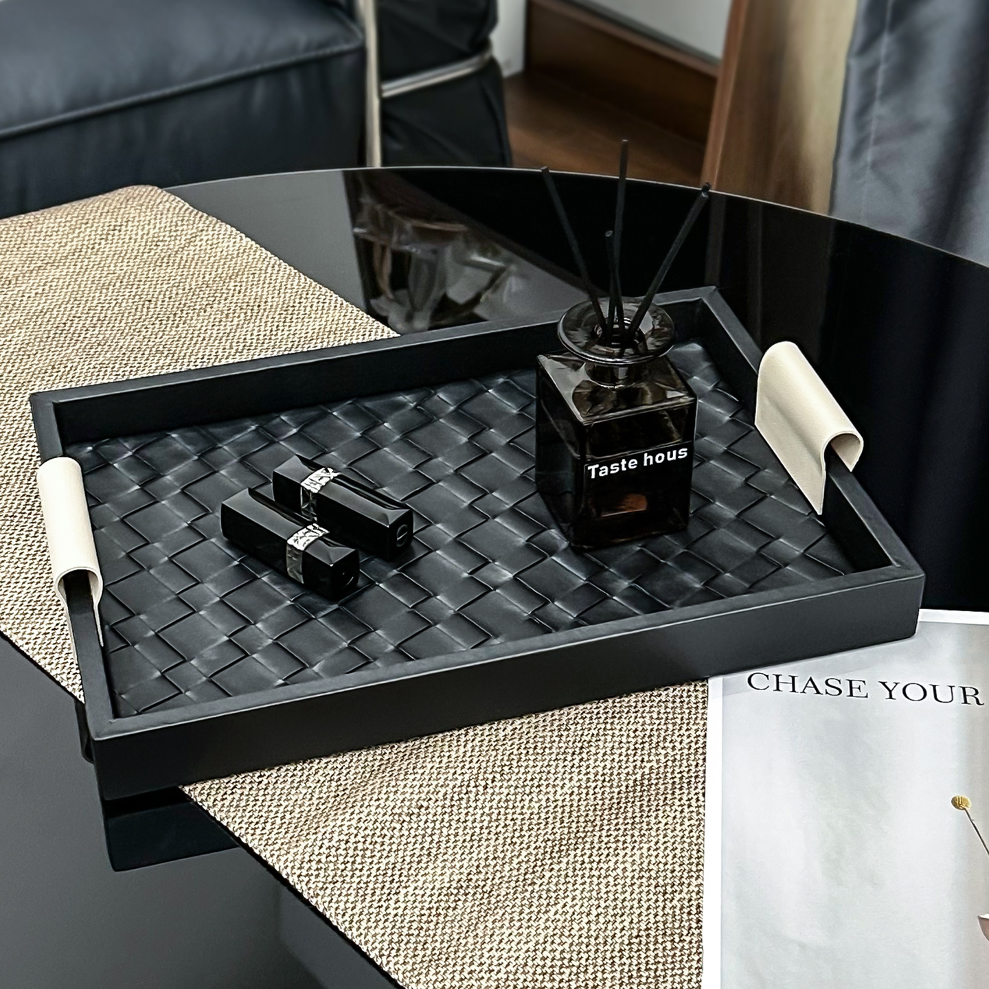 金卡佰托盘多功能桌面收纳化妆品护肤品香薰盒台面高级皮革置物盘