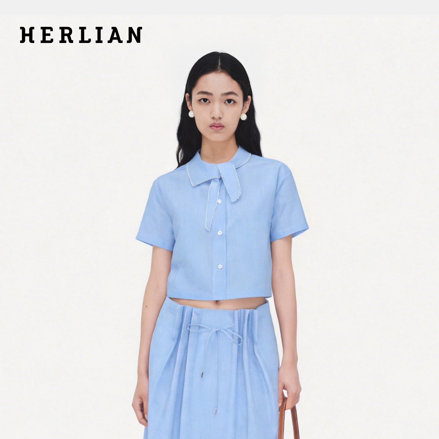 HERLIAN 夏季蓝色系带格纹衬衫领口系带蝴蝶结设计短版短袖上衣