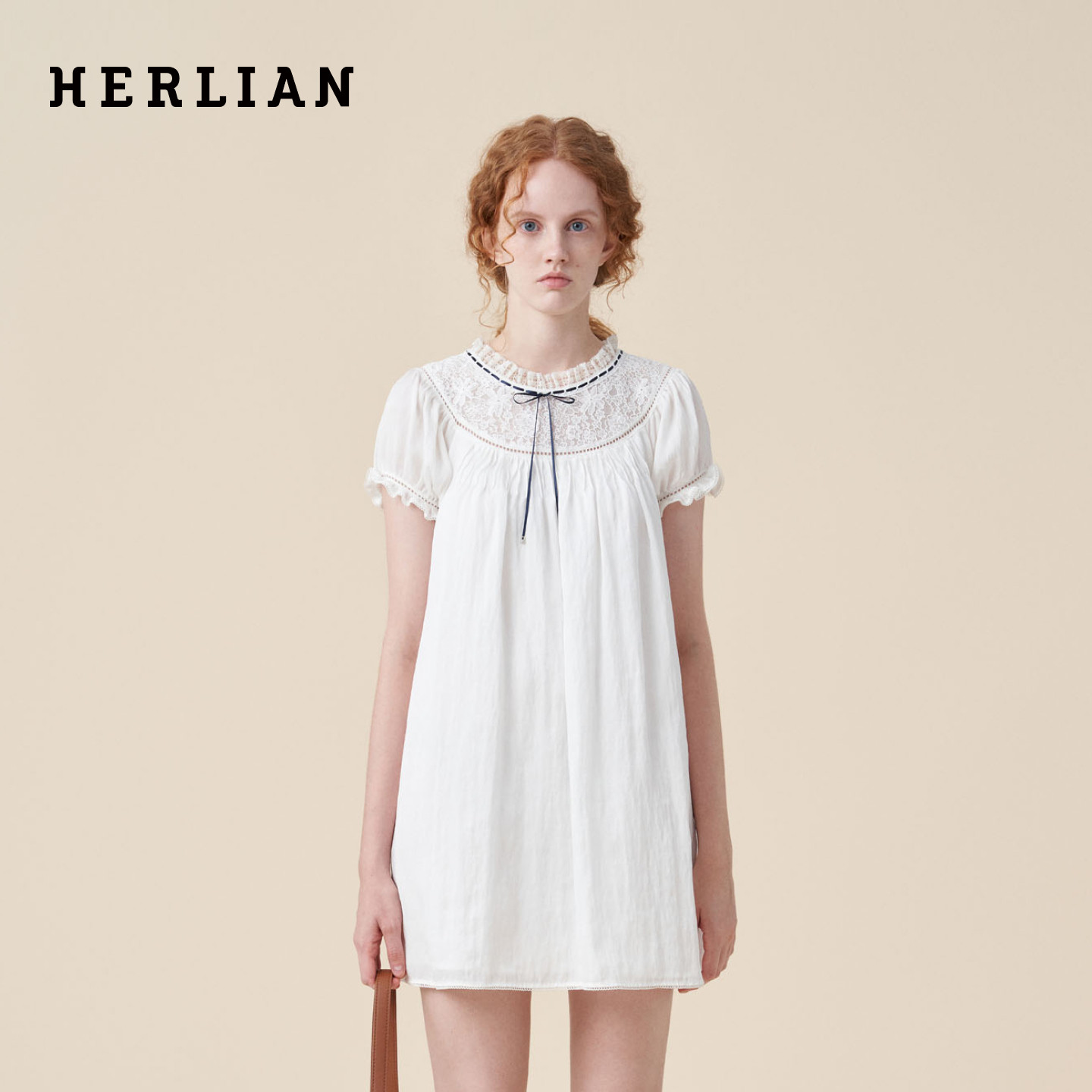 HERLIAN 2026年夏季新品度假系列复古蕾丝泡泡袖法式刺绣连衣裙