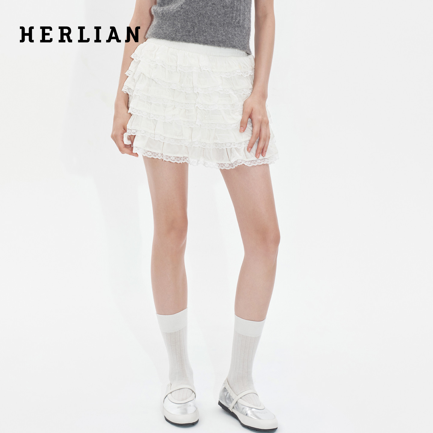HERLIAN 秋冬小众女士丝绒短款蛋糕裙蓬蓬裙高腰显瘦短裙女
