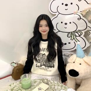 一罐杏仁桃韩版可爱小熊字母针织衫女2025春夏拼色插肩袖套头毛衣