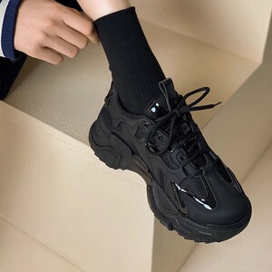 黑色厚底老爹鞋女2023年新款秋季百搭爆款防滑软底轻便休闲运动鞋