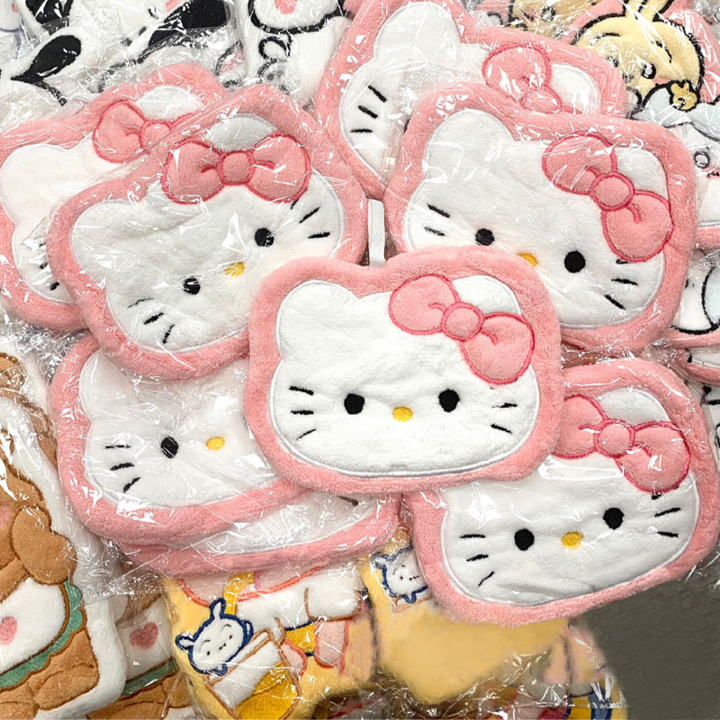 是hellokitty擦手巾呀~