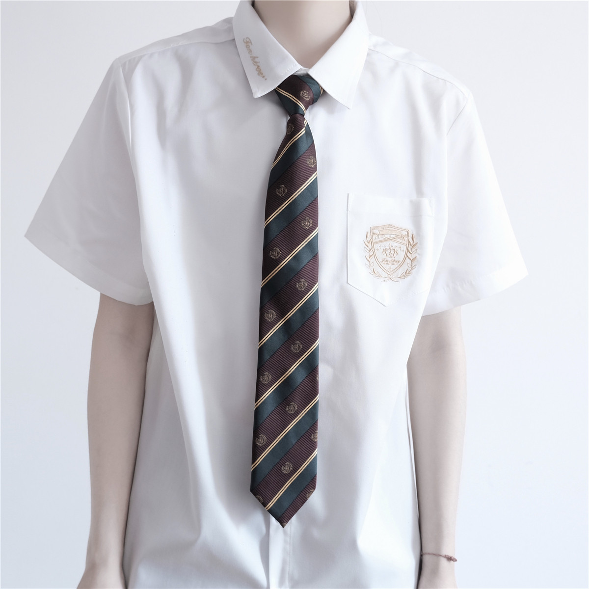 原创制服男生学院风新款短袖衬衫图片
