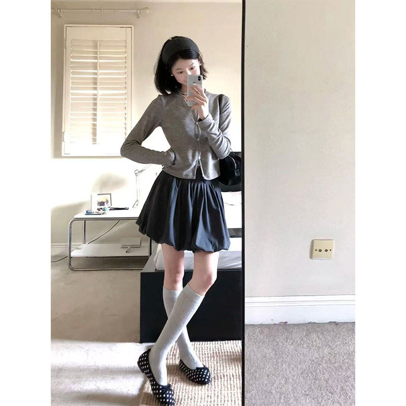 黑色花苞短裙女2026夏季新款大码胖mm遮肚子显瘦小个子休闲半身裙