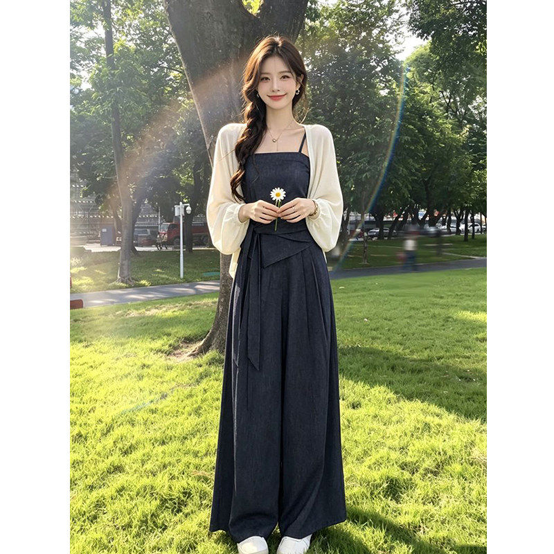 初夏减龄穿搭一整套女2026夏季新款防晒开衫修身背心阔腿裤三件套