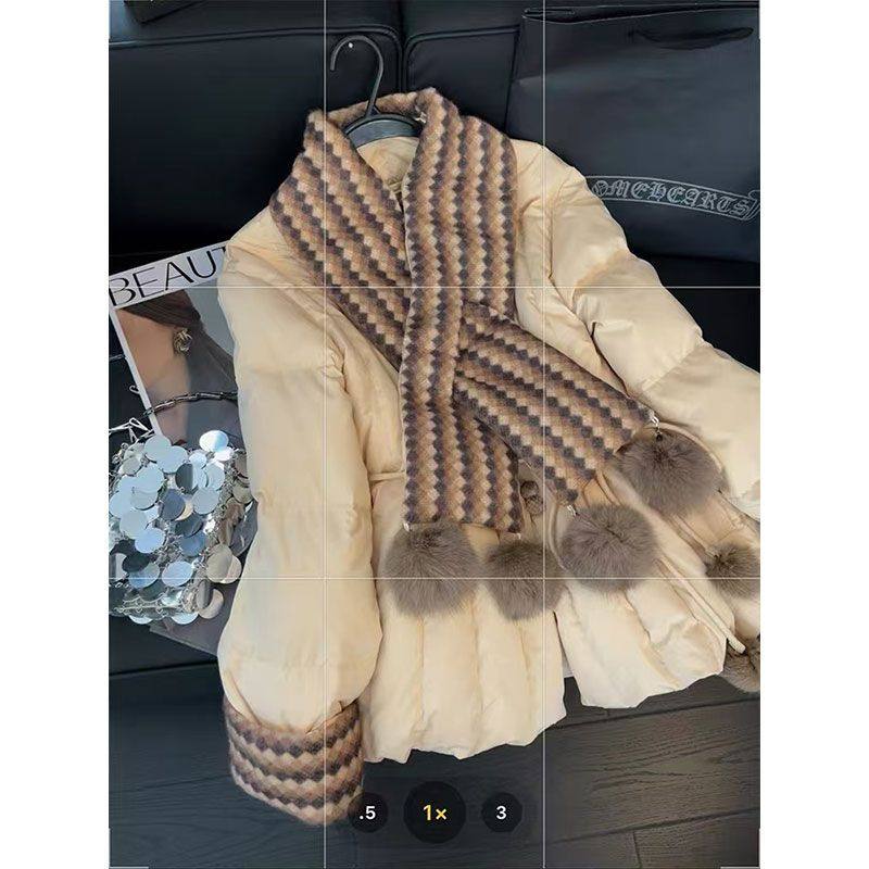 可拆卸围巾羽绒服女毛球拼接设计感2025秋冬新款复古百搭保暖外套