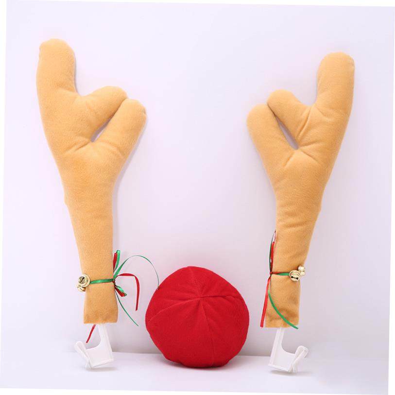 Cars decorated with Christmas antlers 圣诞汽车装饰鹿角