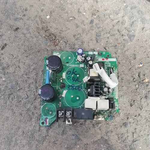议价R-E740-0.4K-CHT 电源驱动板 变频器主板 驱动板配件可维修！