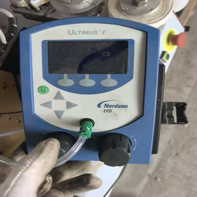 诺信EFD Ultimus I 高精密点胶机，实物图片，成色