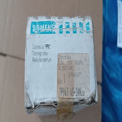 继电器7PU4340-2AN20，包装盒较旧，