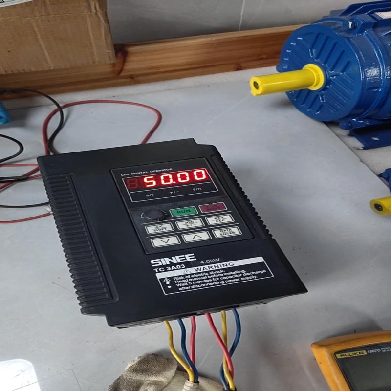 维修检查销售正弦变频器4KW，TC3A03-4R0-3C询价