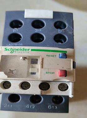 维修检查施耐德接触器LAD7B106一个，包好