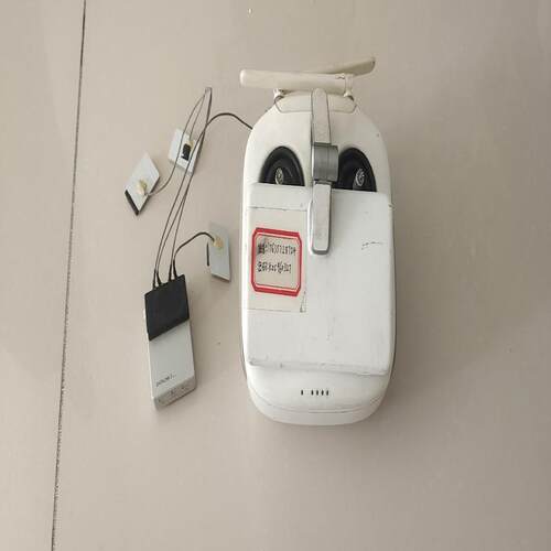 维修检查大疆DATALlNK3接收机和DLG60A带屏遥控器