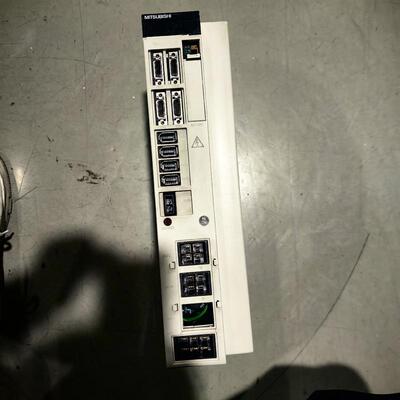 维修检查销售三菱驱动器MDS-R-V2-8040*1，二询价