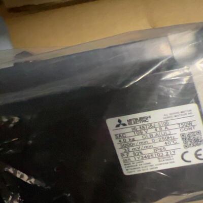 维修检查销售三菱电机HG-KN73BJ-S100 全新原询价