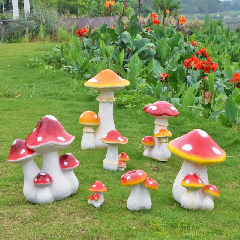 Outdoor garden artificial mushroom ornaments, plant sketches, resin parks, green landscapes, sculptures, garden courtyard decorations