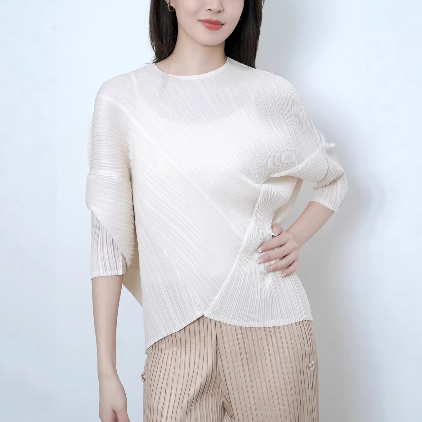 褶皱纯色百搭打底可外穿T恤女
