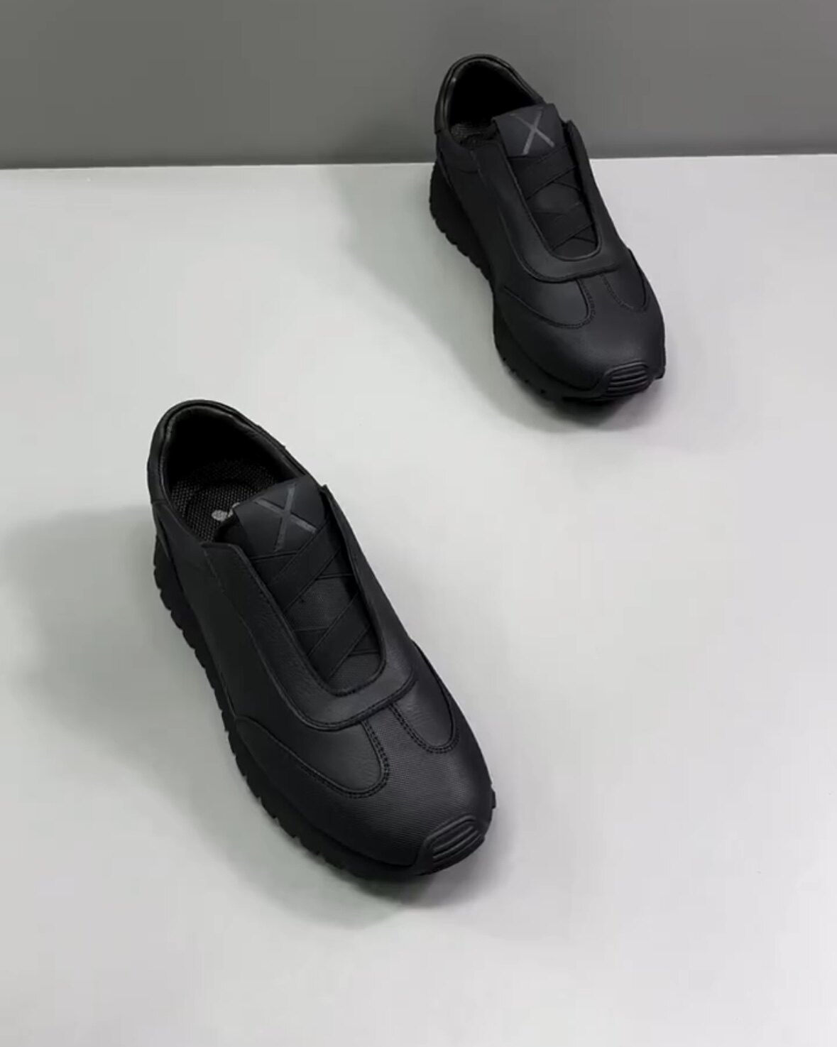 3022 欧洲站新款春季男士休闲时尚百搭舒适男鞋头层牛皮透气单鞋
