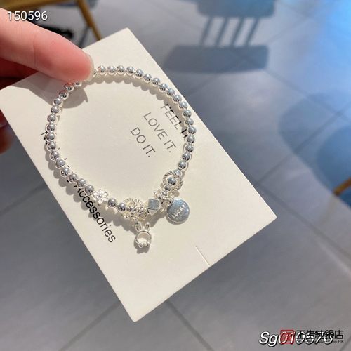 香港正生纯银手链兔子